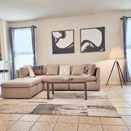 4 Bedroom Home Near Downtown Med Center Nrg Stadium Pearland Skyview Long By Ion Rentals Houston Bagian luar foto