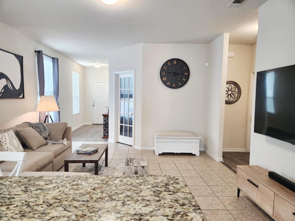 4 Bedroom Home Near Downtown Med Center Nrg Stadium Pearland Skyview Long By Ion Rentals Houston Bagian luar foto
