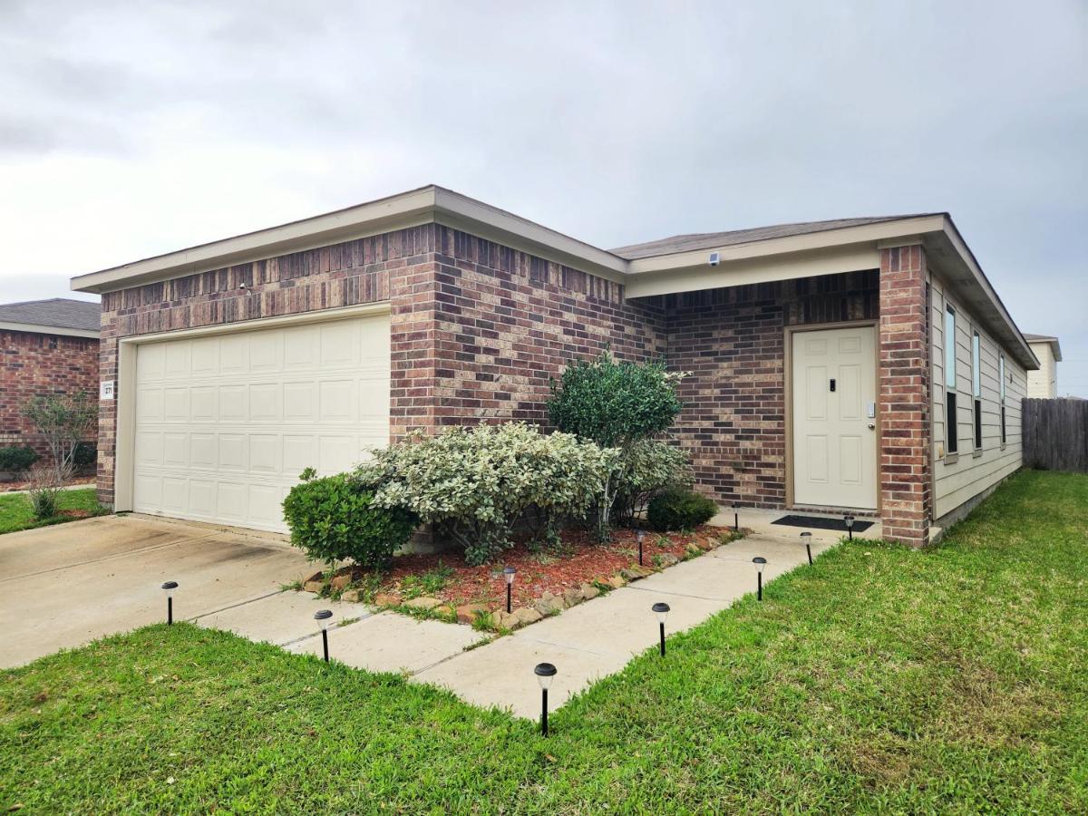4 Bedroom Home Near Downtown Med Center Nrg Stadium Pearland Skyview Long By Ion Rentals Houston Bagian luar foto